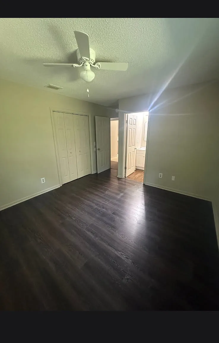 3 bed, 1188 sqft, $1,695 — Photo 3
