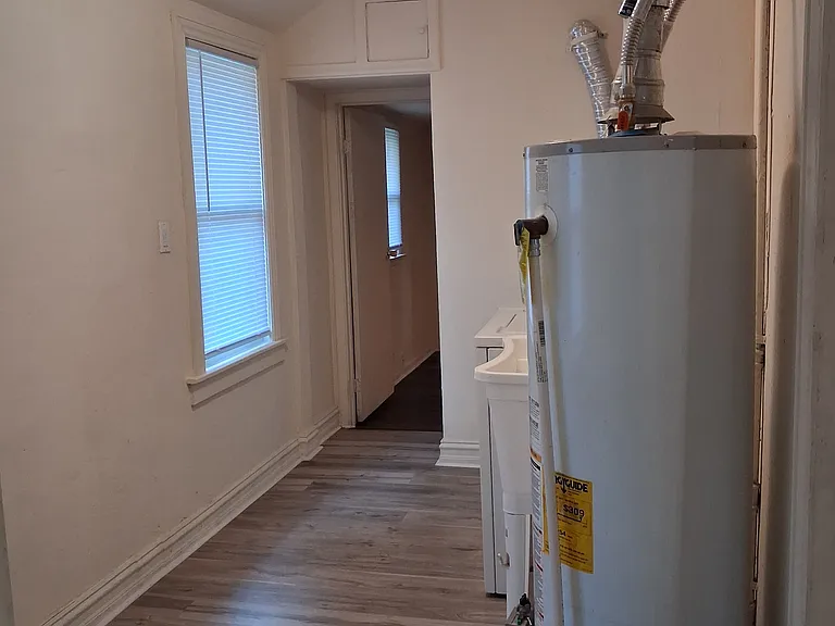 533 E Milton Ave — Photo 20