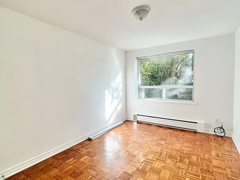 640 Davenport Rd #304 — Photo 6