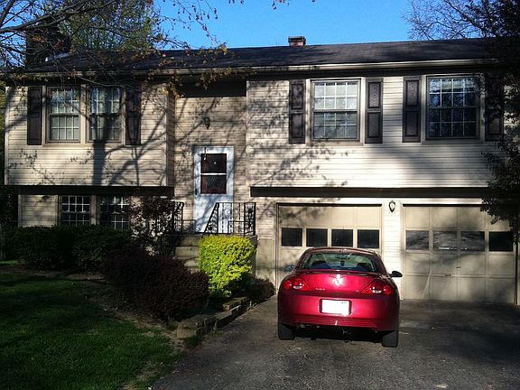 3rd image of 2183 Birch Trce