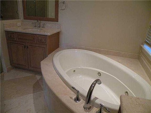 2nd image of 9394 Satinleaf Pl