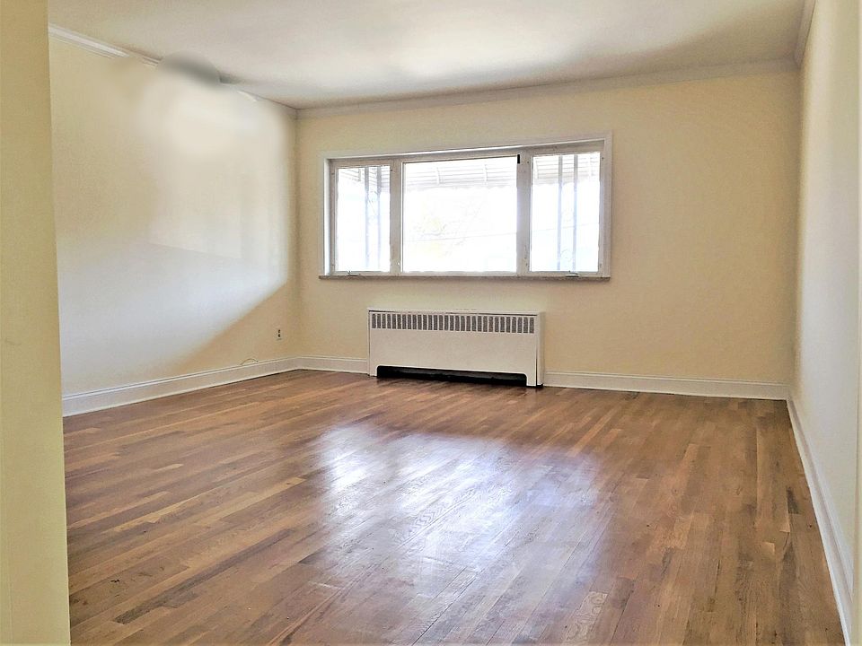 1st image of 2-3240 Radio Dr #2