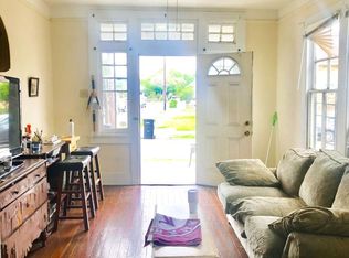 2425 Upperline St, New Orleans, LA 70115
