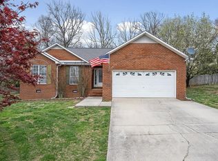 131 Old Qualls Rd, Cookeville, TN 38506