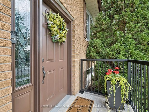4th image of 590 Fern Rd