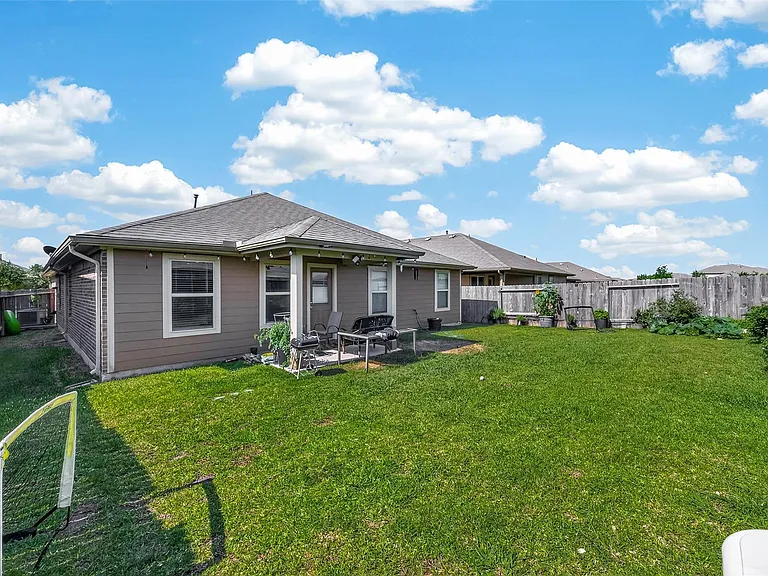 18306 Pelham Hollow Trl — Photo 39