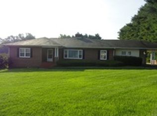 123 Ellett Rd, Christiansburg, VA 24073