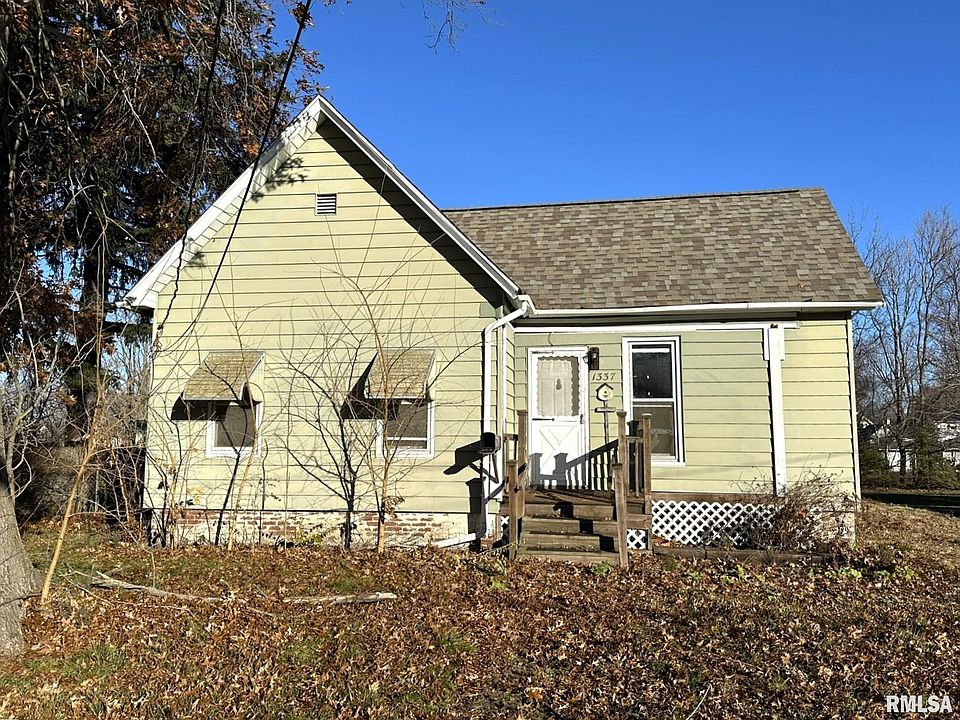 1st image of 1337 E North St