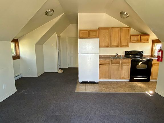 5th image of 1914 NE Central Ave APT 2