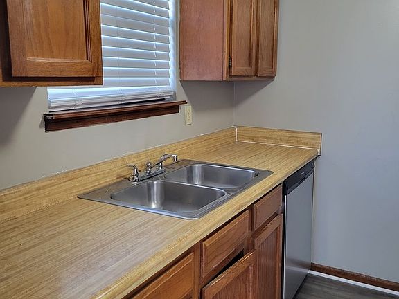 3rd image of 1342 Independence Dr Unit C