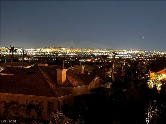 2nd image of 2704 Faiss Dr
