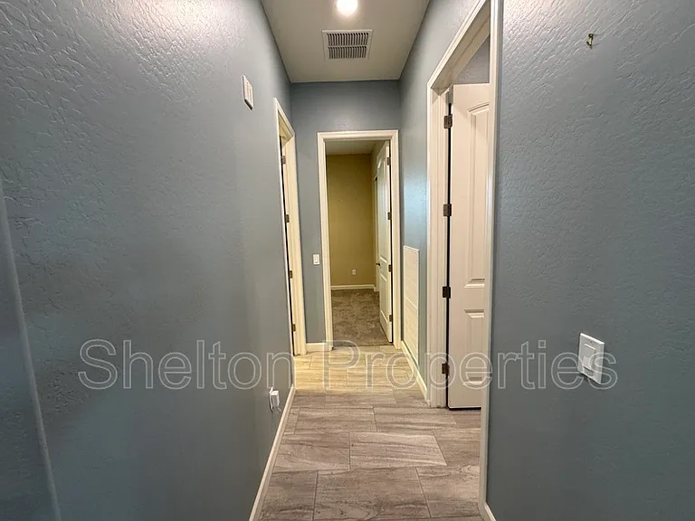 20614 W Hillcrest Blvd — Photo 14