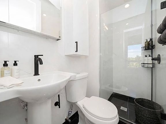 5th image of 269 E Houston St #2D