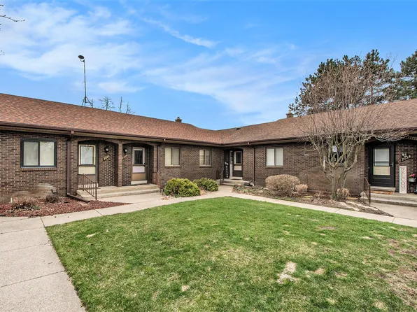 7026 Gardenview Ct SW, Byron Center, MI 49315