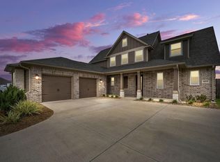 14615 Saratoga Ln, Mont Belvieu, TX 77523