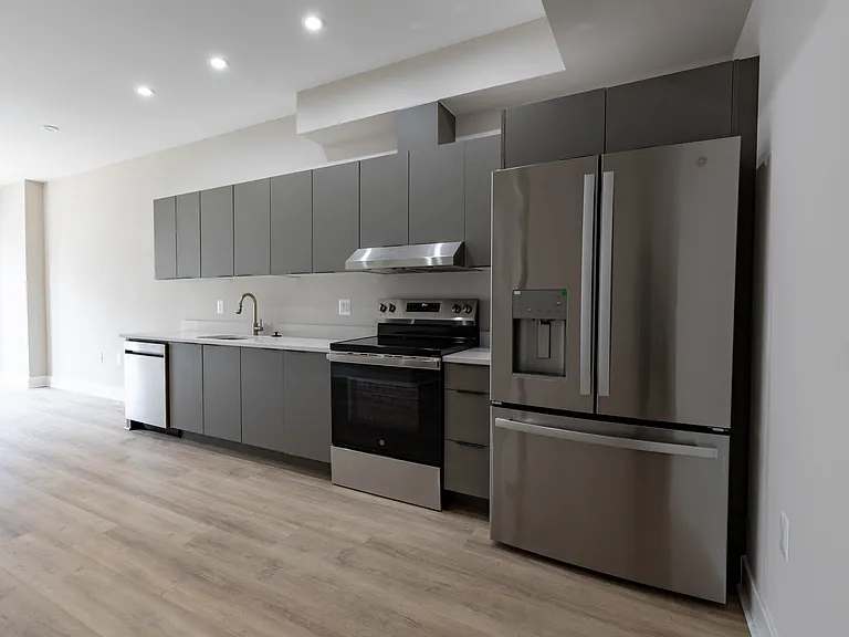 414 Kennedy St NW #204 — Photo 5