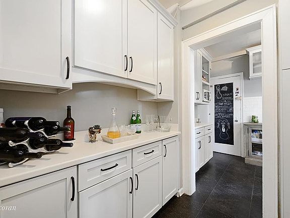 4th image of 600 W 111th St #11E