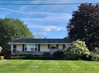 2946 Northwood Dr, Endwell, NY 13760
