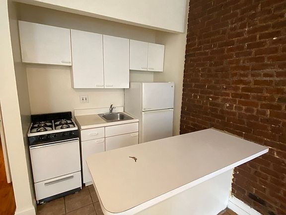 2nd image of 473 Columbus Ave #1CA
