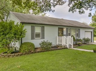 6414 N Campbell St, Gladstone, MO 64118