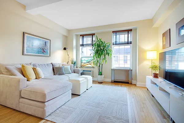 Sold by Town Residential | media 4