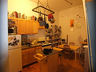 Rented by Joel Weisz, LREB