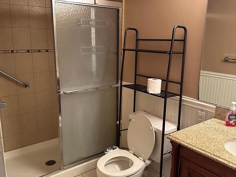 1637 Oakwood Dr #S-105 — Photo 14