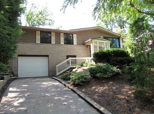 1640 Governor St, Springfield, IL 62704