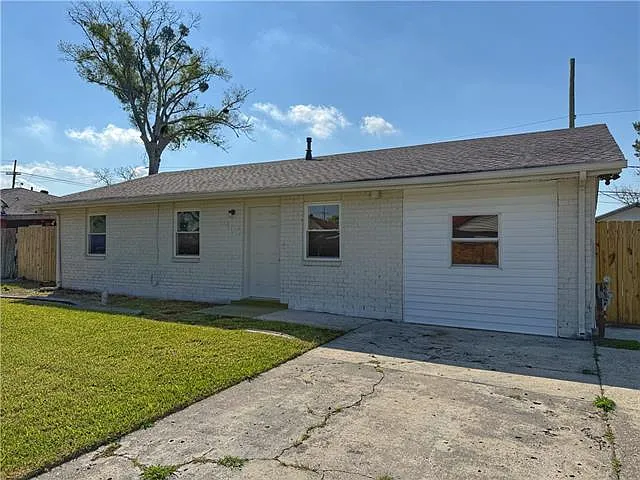 2705 Britannica Dr