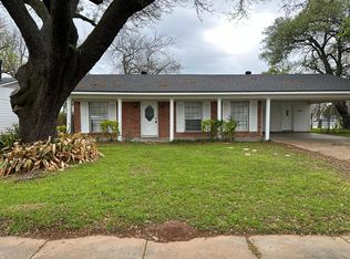 3200 Anita Cir, Bossier City, LA 71112