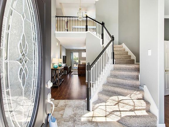 4th image of 19310 Winter Canyon Ln