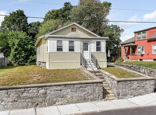 66 7th Ave, Lowell, MA 01854