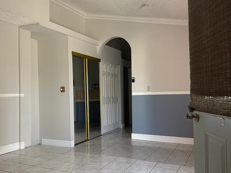 8313 N Orangeview Ave — Photo 5