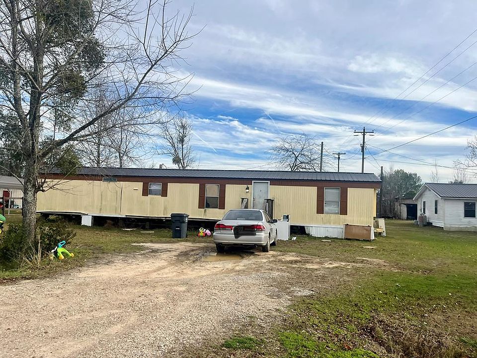 3185 Town And Country Rd, Donalsonville, GA 39845 MLS 11930 Zillow