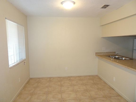 4th image of 1594 S South St #1594