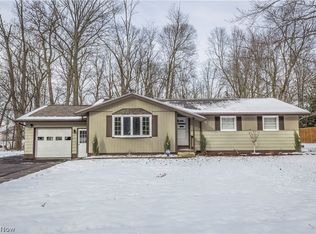 3515 Summit Rd, Ravenna, OH 44266