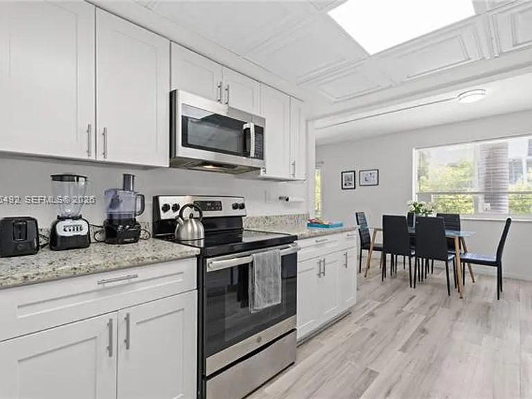 1601 Bay Rd #CU-7 — Photo 1