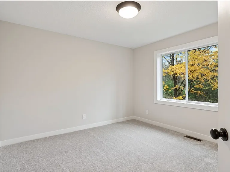 10509 Sumter Ave N — Photo 23
