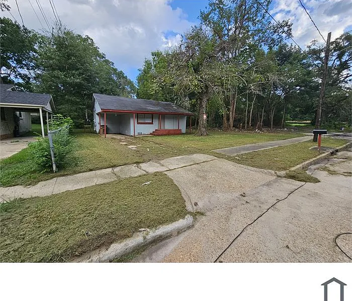 3 bed, 1008 sqft, $1,100 — Photo 2