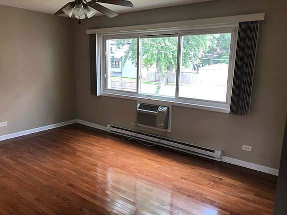 4th image of 533 Jackson Blvd APT 2