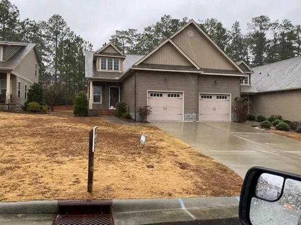 38 Cypress Cir, Southern Pines, NC 28387