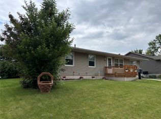 103 Broadmore Rd SW, Cedar Rapids, IA 52404