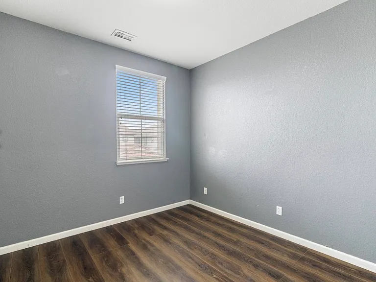 274 Crescent Moon Dr — Photo 12