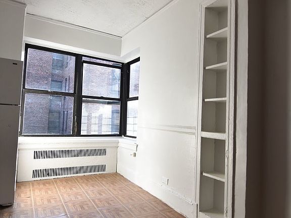 2nd image of 1530 Saint Nicholas Ave #43A