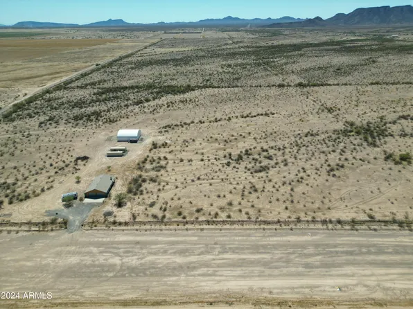 539x2 W Sunland Avenue #A2, Tonopah, AZ 85354