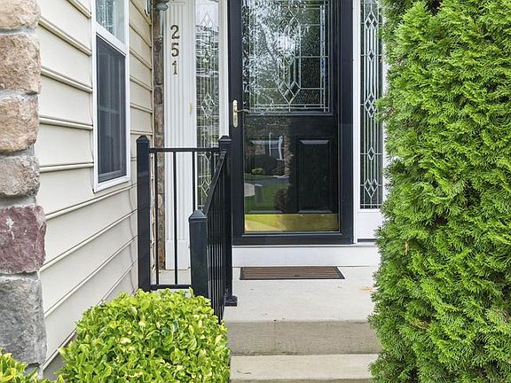 4th image of 251 Anita Ct #844