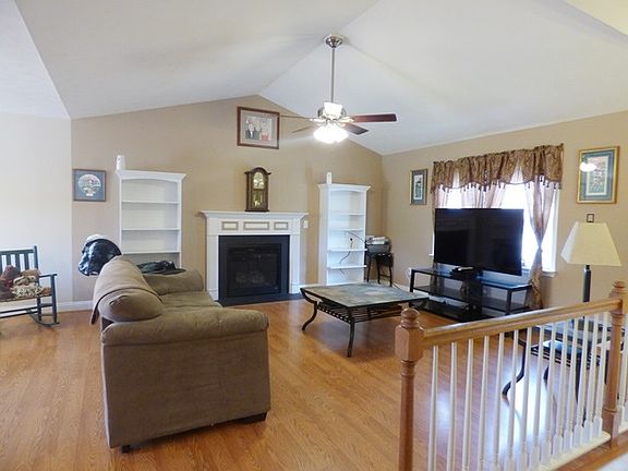 5th image of 2443 Parkersburg Tpke