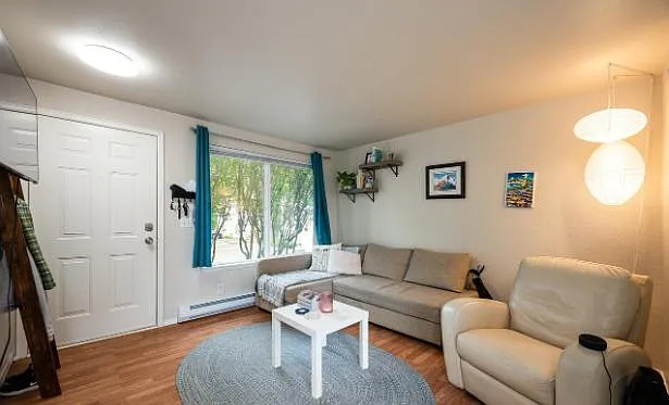 Building Photo - 1509 Moore St #3