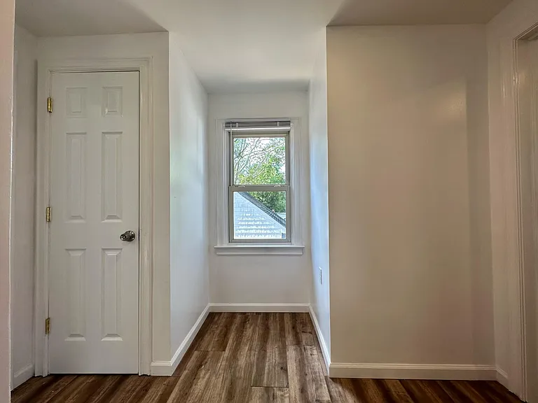 750 S Springfield Ave — Photo 5