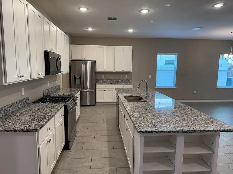 1053 Bradford Ridge Dr — Photo 21
